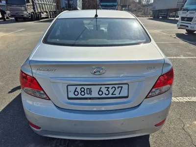 Hyundai Accent 2014, 54375 км, за 2925.31 USD
