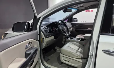 Kia Canival 2016, 233971 км, за 5279.15 USD - фото 11