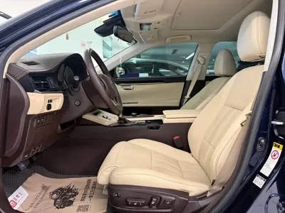 Lexus ES 2016, 160000 км, за 13526.04 USD - фото 8