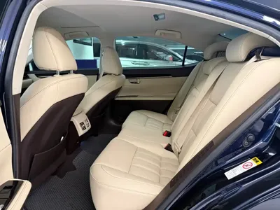 Lexus ES 2016, 160000 км, за 13526.04 USD - фото 10