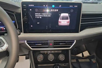 Volkswagen Sagitar 2023, 32500 км, за 13820 USD - фото 15