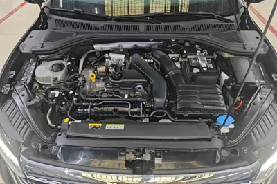 Volkswagen Sagitar 2023, 32500 км, за 13820 USD - фото 24