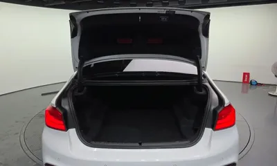 BMW 5-Series 2017, 102947 км, за 14113.17 USD - фото 20