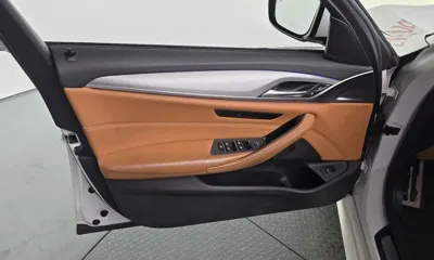 BMW 5-Series 2017, 102947 км, за 14113.17 USD - фото 24