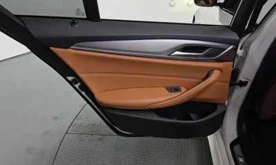 BMW 5-Series 2017, 102947 км, за 14113.17 USD - фото 25
