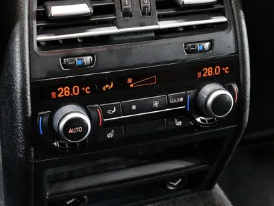 BMW 7-Series 2011, 274222 км, за 3940.39 USD - фото 13