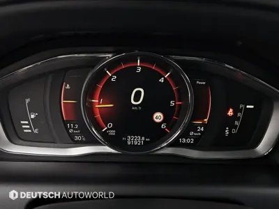 Volvo XC60 2017, 91918 км, за 9780.75 USD - фото 8