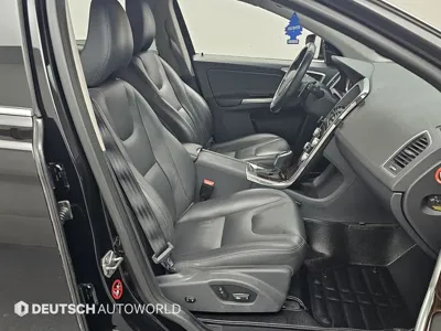 Volvo XC60 2017, 91918 км, за 9780.75 USD - фото 10