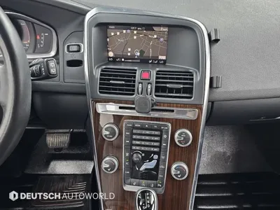 Volvo XC60 2017, 91918 км, за 9780.75 USD - фото 14