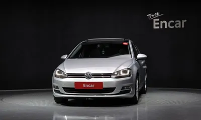 Volkswagen Golf 2015, 124544 км, за 5912.92 USD