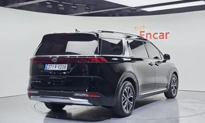 Kia Canival 2021, 156960 км, за 15430.45 USD