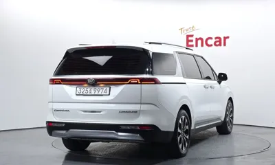 Kia Canival 2021, 50352 км, за 21341.26 USD