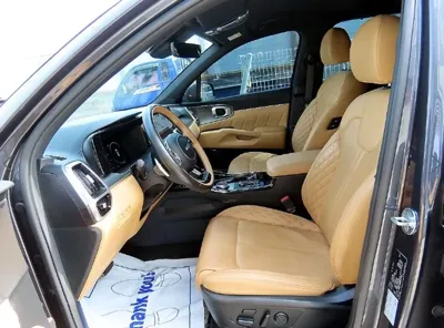 Kia Sorento 2022, 129541 км, за 15682.03 USD