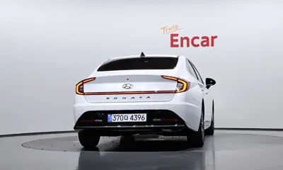 Hyundai Sonata 2023, 31108 км, за 17592.23 USD