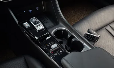 Hyundai Sonata 2022, 77873 км, за 18845.47 USD - фото 9