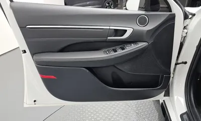 Hyundai Sonata 2022, 77873 км, за 18845.47 USD - фото 24