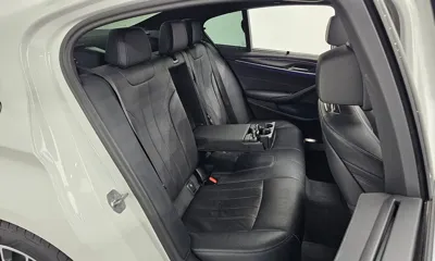 BMW 5-Series 2023, 35317 км, за 27647.7 USD - фото 26