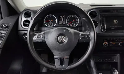 Volkswagen Tiguan 2013, 172228 км, за 3907.01 USD - фото 15