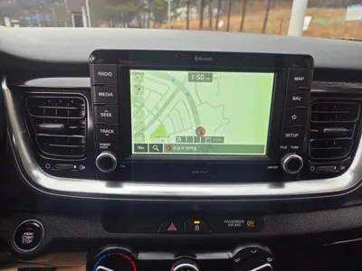 Kia Stonic 2019, 119250 км, за 6564.26 USD - фото 14