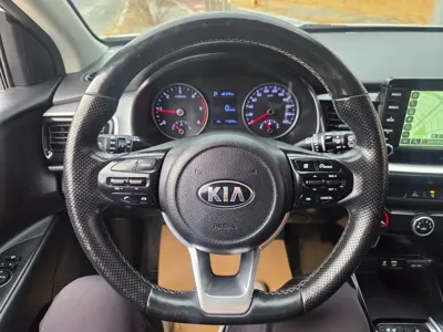 Kia Stonic 2019, 119250 км, за 6564.26 USD - фото 15