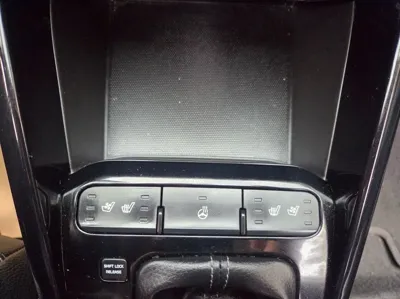 Kia Stonic 2019, 119250 км, за 6564.26 USD - фото 18