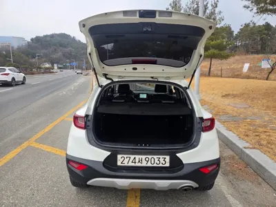 Kia Stonic 2019, 119250 км, за 6564.26 USD - фото 19