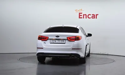 Kia K5 2014, 139075 км, за 3908.8 USD
