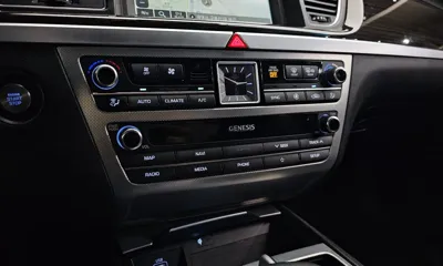Genesis G80 2019, 19701 км, за 14966.52 USD - фото 28