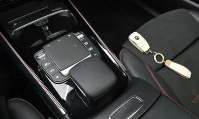Mercedes-Benz GLA-Class 2020, 76130 км, за 17915.32 USD - фото 18