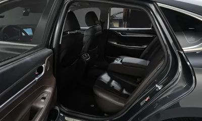 Hyundai Grandeur 2017, 163906 км, за 6824.1 USD - фото 12