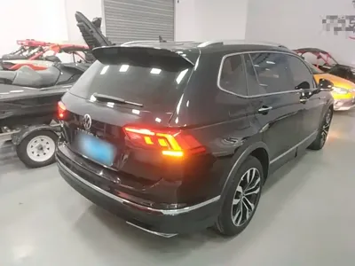 Volkswagen Tiguan L 2020, 108300 км, за 12610.11 USD - фото 7