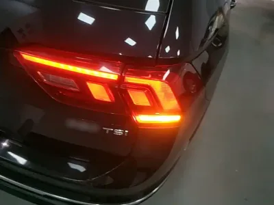 Volkswagen Tiguan L 2020, 108300 км, за 12610.11 USD - фото 8