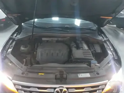 Volkswagen Tiguan L 2020, 108300 км, за 12610.11 USD - фото 20