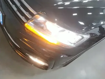 Volkswagen Tiguan L 2020, 108300 км, за 12610.11 USD - фото 24