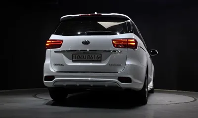 Kia Canival 2020, 42605 км, за 15504.89 USD