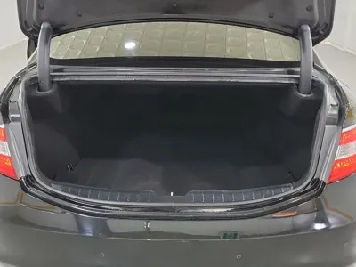 Hyundai Grandeur 2016, 143847 км, за 4135.49 USD