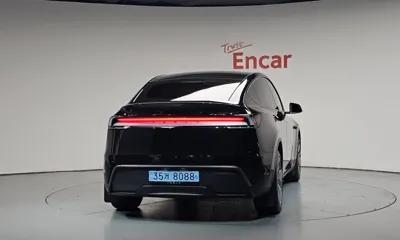 Tesla Model Y 2025, 14875 км, за 35765.49 USD