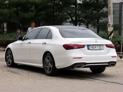 Mercedes-Benz E-Class 2023, 38978 км, за 24281.21 USD
