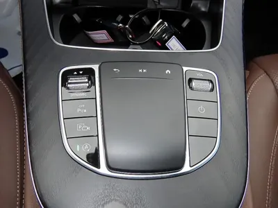Mercedes-Benz E-Class 2023, 38978 км, за 24097.73 USD - фото 11