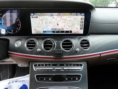 Mercedes-Benz E-Class 2023, 38978 км, за 24097.73 USD - фото 14