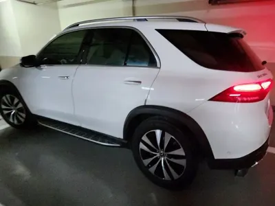 Mercedes-Benz GLE-Class 2023, 59000 км, за 46911.13 USD - фото 6