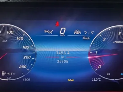 Mercedes-Benz GLE-Class 2023, 59000 км, за 46911.13 USD - фото 8