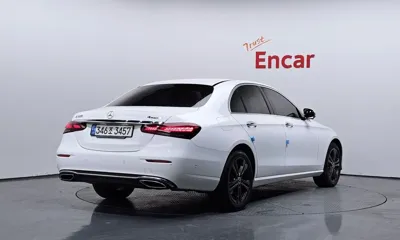 Mercedes-Benz E-Class 2022, 95559 км, за 24116.28 USD