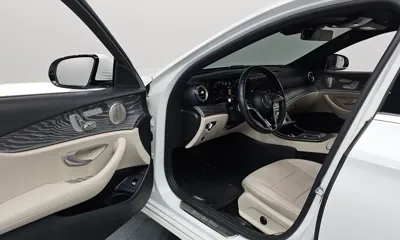 Mercedes-Benz E-Class 2022, 95559 км, за 24116.28 USD - фото 10