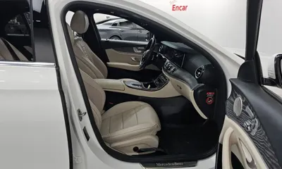 Mercedes-Benz E-Class 2022, 95559 км, за 24116.28 USD - фото 11