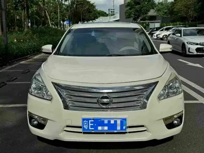 Nissan Teana 2014, 130000 км, за 4397.26 USD