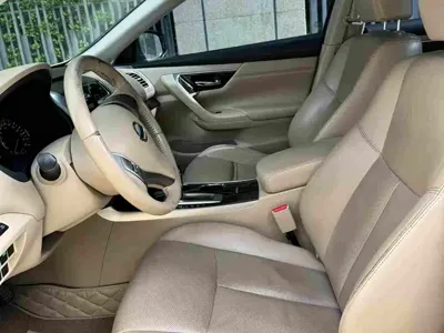 Nissan Teana 2014, 130000 км, за 4383.66 USD - фото 9