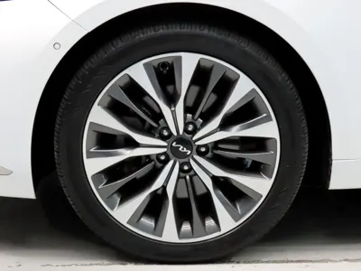 Kia K8 2023, 67878 км, за 16082.45 USD