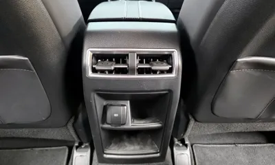 KG_Mobility_Ssangyong Torres 2023, 58628 км, за 11636.22 USD - фото 19
