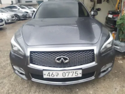 Infiniti Q70 · 2016 год